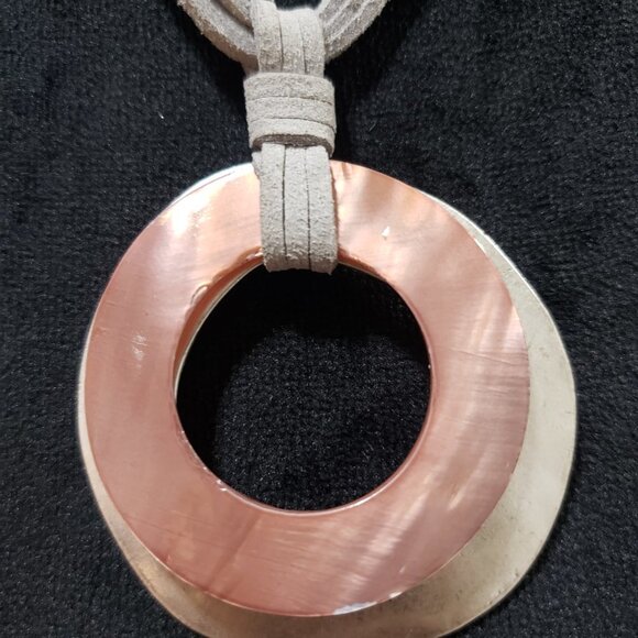 Women's Gold-Tone Disc Pendant Choker Necklace - Picture 3 of 5